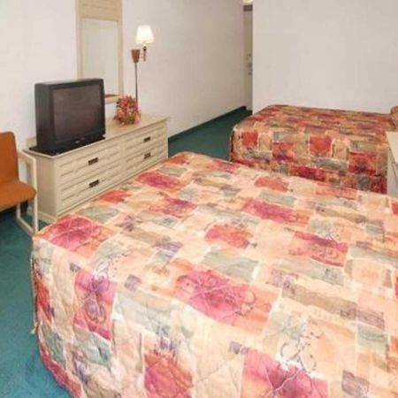 Econo Lodge Corinth Zewnętrze zdjęcie