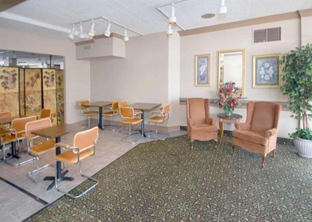 Econo Lodge Corinth Zewnętrze zdjęcie