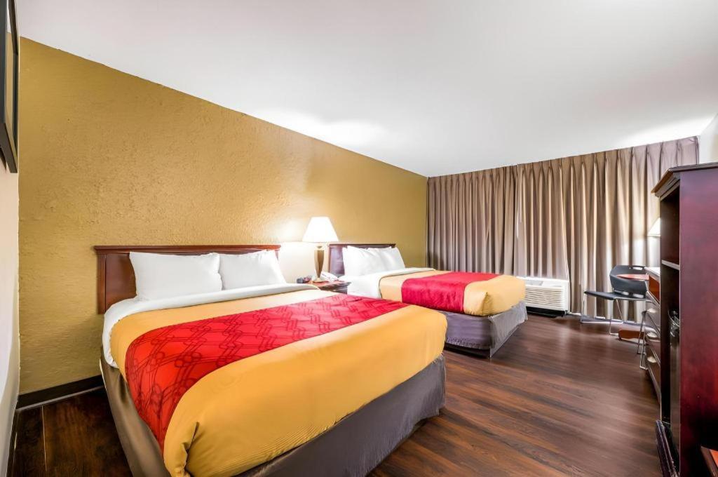 Econo Lodge Corinth Zewnętrze zdjęcie