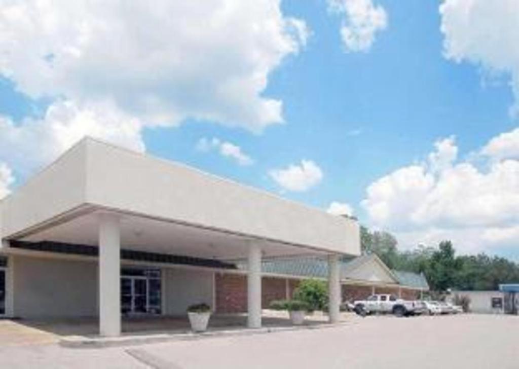 Econo Lodge Corinth Zewnętrze zdjęcie